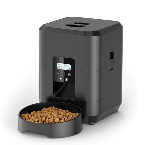 Techsconnect automatic smart pet feeder for cats and dogs with timed, quantitative food dispensing and integrated feeding bowl.