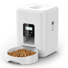 Techsconnect automatic pet feeder for cats and dogs, with timed, quantitative food dispensing and a durable feeding bowl.
